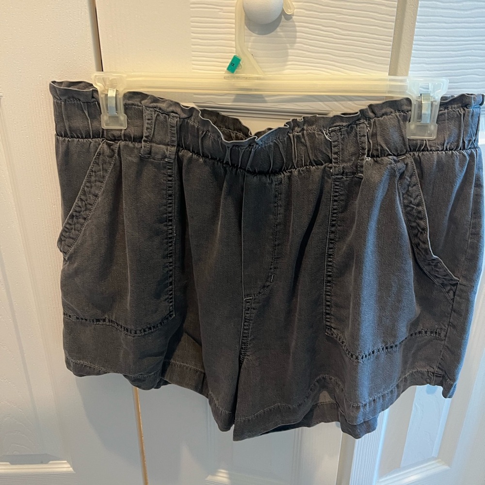 Time and Tru Charcoal Cargo Shorts
